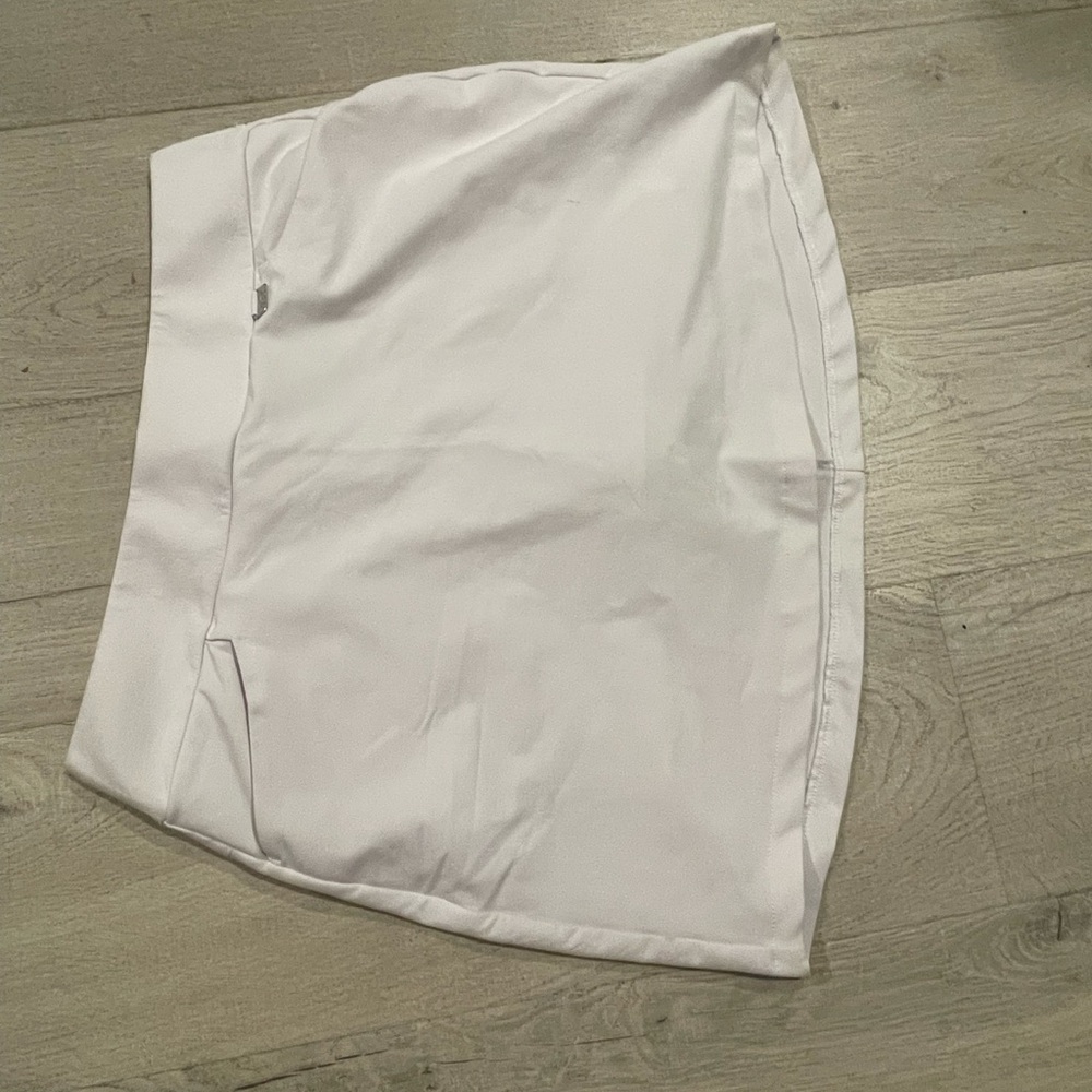 Golf White Mini Skirt